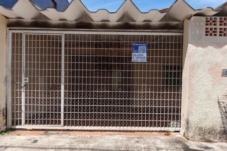 Casa para alugar com 190m², 5 quartos e 3 vagasFachada