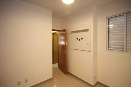 Apartamento à venda com 33m², 2 quartos e 1 vagaQuarto 02