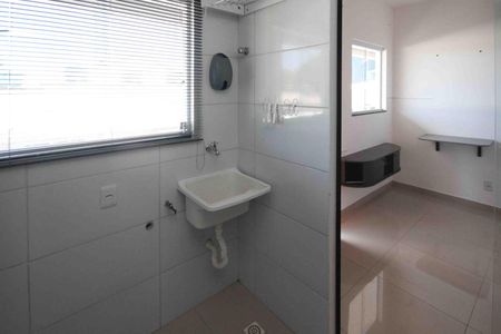 Apartamento à venda com 33m², 2 quartos e 1 vagaCozinha e Área de Serviço
