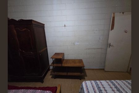 Casa para alugar com 156m², 2 quartos e 2 vagasQuarto 