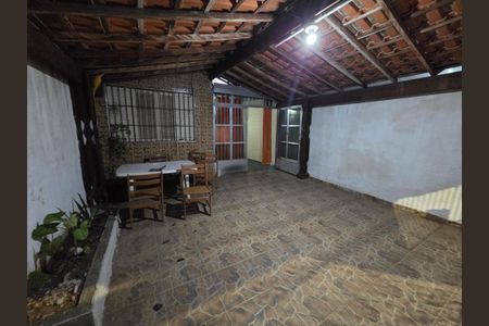 Casa para alugar com 156m², 2 quartos e 2 vagasGaragem