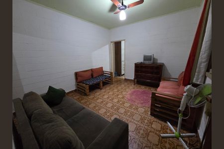 Sala de casa para alugar com 2 quartos, 156m² em Vila Tupi, Praia Grande