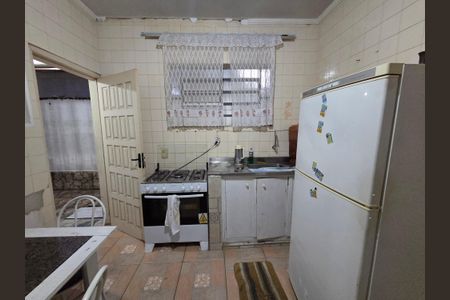 Casa para alugar com 156m², 2 quartos e 2 vagasCozinha