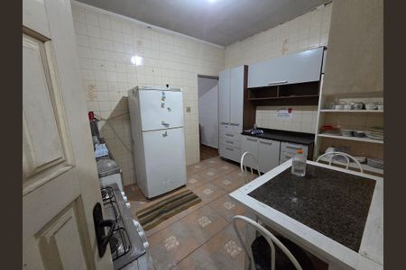 Casa para alugar com 156m², 2 quartos e 2 vagasCozinha