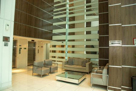 Apartamento para alugar com 59m², 2 quartos e 1 vaga Apartamento para alugar com 59m², 2 quartos e 1 vagaHall de entrada