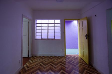Sala de casa para alugar com 2 quartos, 97m² em Ferreira, São Paulo