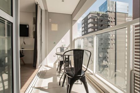 Varanda de kitnet/studio para alugar com 1 quarto, 27m² em Vila Clementino, São Paulo