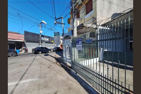 Casa de condomínio à venda com 253m², 4 quartos e 1 vaga Casa de condomínio à venda com 253m², 4 quartos e 1 vagaplaquinha
