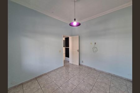 Casa de condomínio à venda com 253m², 4 quartos e 1 vaga Casa de condomínio à venda com 253m², 4 quartos e 1 vagaQuarto 2