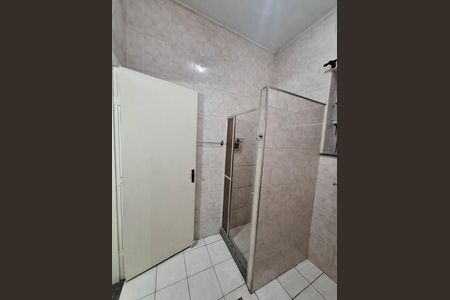 Casa de condomínio à venda com 253m², 4 quartos e 1 vaga Casa de condomínio à venda com 253m², 4 quartos e 1 vagaBanheiro Social