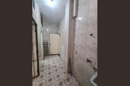 Casa de condomínio à venda com 253m², 4 quartos e 1 vaga Casa de condomínio à venda com 253m², 4 quartos e 1 vagaCozinha e Área de Serviço