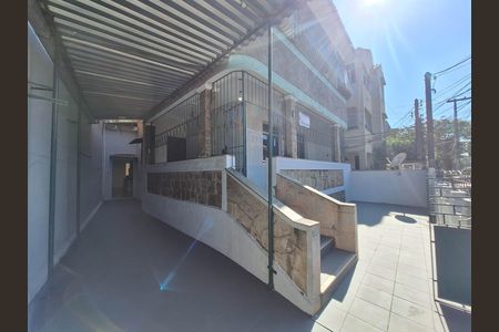 Casa de condomínio à venda com 253m², 4 quartos e 1 vaga Casa de condomínio à venda com 253m², 4 quartos e 1 vagaÁrea externa