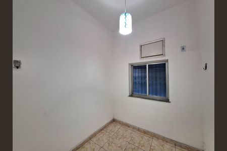 Casa de condomínio à venda com 253m², 4 quartos e 1 vaga Casa de condomínio à venda com 253m², 4 quartos e 1 vagaQuarto 4