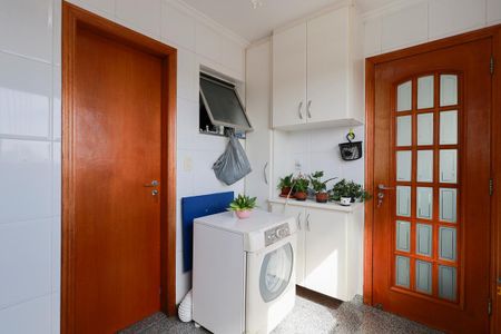 Apartamento à venda com 122m², 4 quartos e 2 vagasÁrea de serviço