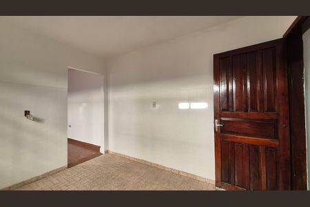 Casa para alugar com 99m², 2 quartos e 1 vaga Casa para alugar com 99m², 2 quartos e 1 vagaCozinha