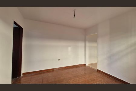 Casa para alugar com 99m², 2 quartos e 1 vaga Casa para alugar com 99m², 2 quartos e 1 vagaSala