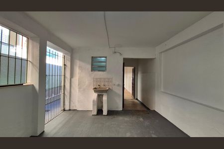 Casa para alugar com 99m², 2 quartos e 1 vaga Casa para alugar com 99m², 2 quartos e 1 vagaÁrea de serviço