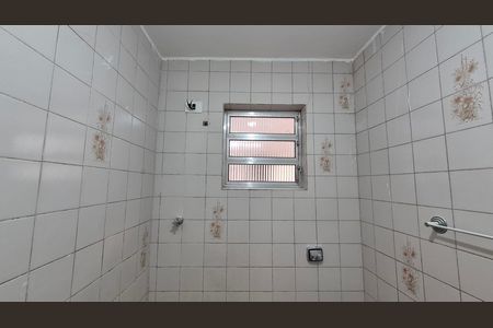 Casa para alugar com 99m², 2 quartos e 1 vaga Casa para alugar com 99m², 2 quartos e 1 vagaBanheiro