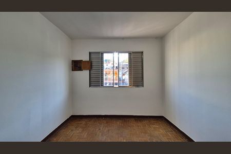 Casa para alugar com 99m², 2 quartos e 1 vaga Casa para alugar com 99m², 2 quartos e 1 vagaQuarto