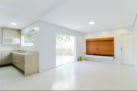 Casa para alugar com 3 quartos, 160m² em Jardim Pinheiros, Guarulhos