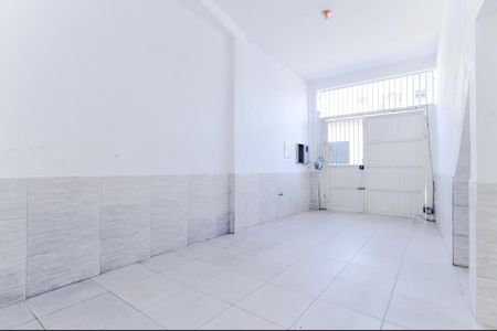 Garagem de casa para alugar com 3 quartos, 160m² em Jardim Pinheiros, Guarulhos