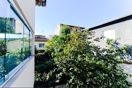 Vista Quarto 2 de casa para alugar com 3 quartos, 160m² em Jardim Pinheiros, Guarulhos