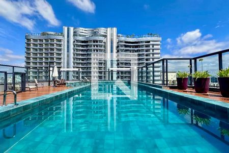 Apartamento à venda com 29m², 1 quarto e sem vagaPiscina