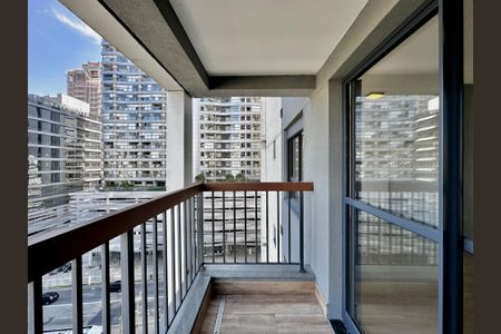 Apartamento à venda com 29m², 1 quarto e sem vagaSacada