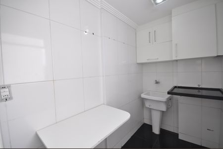 Apartamento à venda com 65m², 2 quartos e 1 vagaÁrea de Serviço