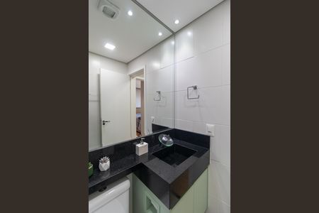 Apartamento à venda com 52m², 2 quartos e 1 vaga Apartamento à venda com 52m², 2 quartos e 1 vagaBanheiro social