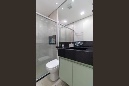 Apartamento à venda com 52m², 2 quartos e 1 vaga Apartamento à venda com 52m², 2 quartos e 1 vagaBanheiro social