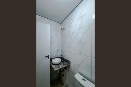 Banheiro de apartamento para alugar com 1 quarto, 26m² em Vila Formosa, São Paulo