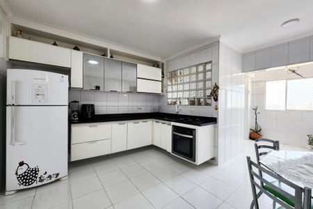 Apartamento à venda com 87m², 2 quartos e 1 vagaCozinha 