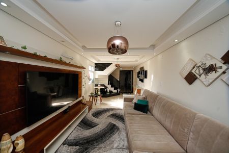 Casa à venda com 347m², 4 quartos e 2 vagas Casa à venda com 347m², 4 quartos e 2 vagasSala