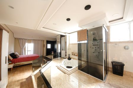 Casa à venda com 347m², 4 quartos e 2 vagas Casa à venda com 347m², 4 quartos e 2 vagasSuíte 3