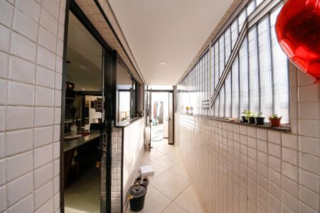 Casa à venda com 347m², 4 quartos e 2 vagas Casa à venda com 347m², 4 quartos e 2 vagasÁrea comum