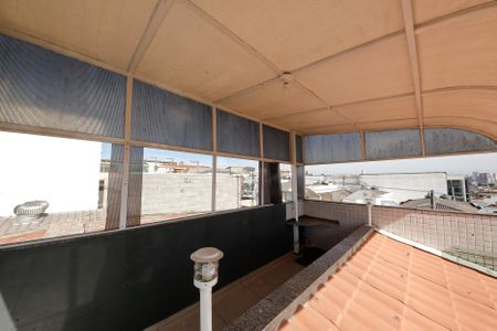 Casa à venda com 347m², 4 quartos e 2 vagas Casa à venda com 347m², 4 quartos e 2 vagasÁrea Gourmet Vista