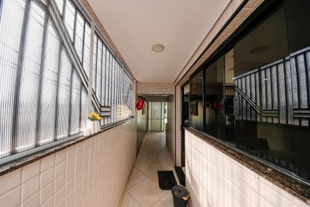 Casa à venda com 347m², 4 quartos e 2 vagas Casa à venda com 347m², 4 quartos e 2 vagasÁrea comum