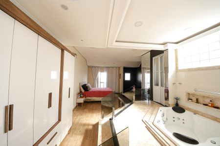 Casa à venda com 347m², 4 quartos e 2 vagas Casa à venda com 347m², 4 quartos e 2 vagasSuíte 3