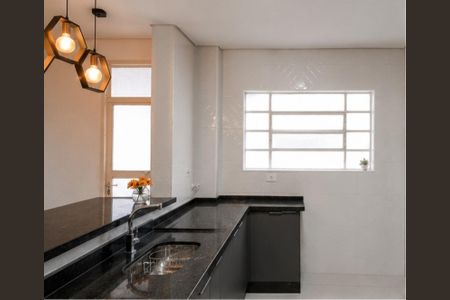 Apartamento à venda com 97m², 3 quartos e sem vaga Apartamento à venda com 97m², 3 quartos e sem vagaCozinha