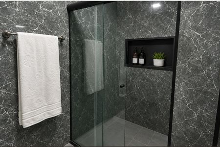 Banheiro de apartamento à venda com 3 quartos, 97m² em Aclimação, São Paulo