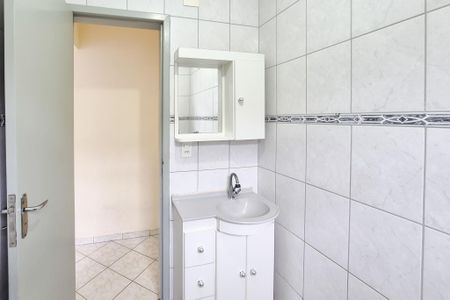 Casa à venda com 125m², 2 quartos e 2 vagasLavabo