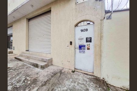 Casa para alugar com 25m², 1 quarto e sem vagaPlaquinha