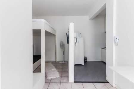 Studio - Quarto e Cozinha de casa para alugar com 1 quarto, 25m² em Vila Butantã, São Paulo