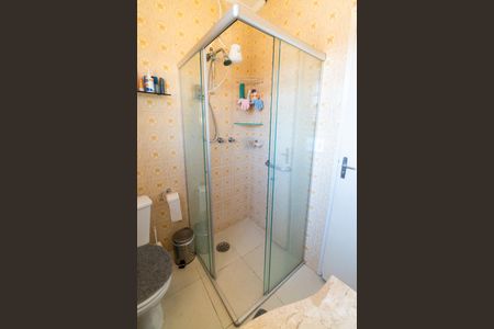 Casa à venda com 100m², 2 quartos e 2 vagasBanheiro Detalhe