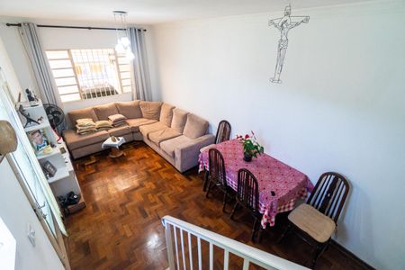 Casa à venda com 100m², 2 quartos e 2 vagas Casa à venda com 100m², 2 quartos e 2 vagasSala