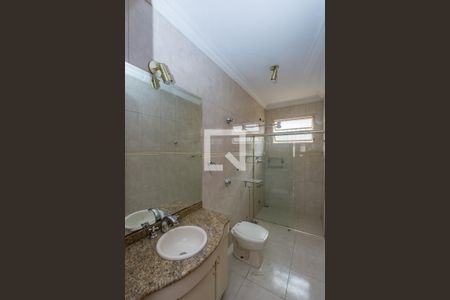 Casa para alugar com 600m², 5 quartos e 4 vagas Casa para alugar com 600m², 5 quartos e 4 vagasBanheiro Social