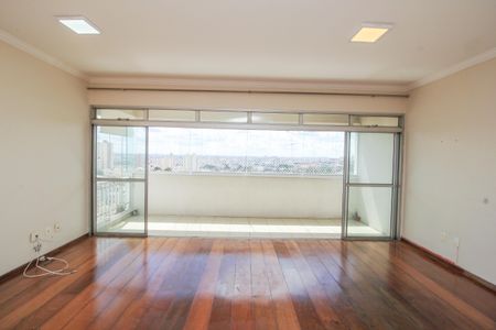 Apartamento à venda com 160m², 4 quartos e 2 vagasSala