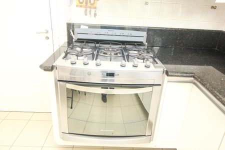 Apartamento à venda com 160m², 4 quartos e 2 vagasCozinha