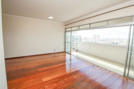 Apartamento à venda com 160m², 4 quartos e 2 vagasSala